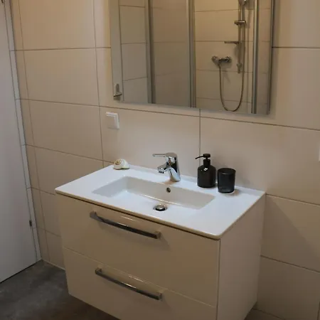 Donau Rooms *
